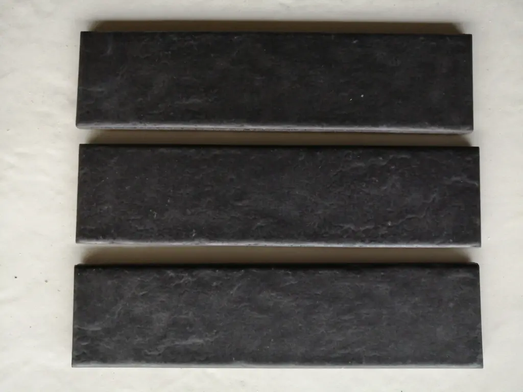 [VE07] VE07 - Carrelage mural Couleur: Noir - 6*24