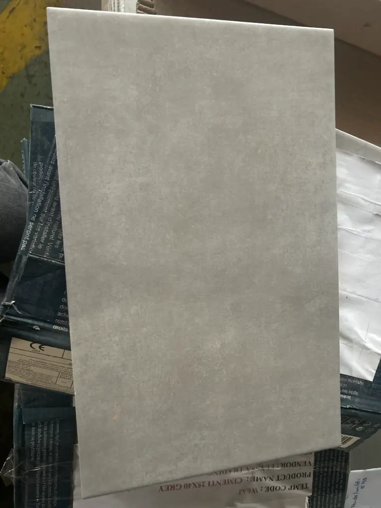 [JT05] JT05 - Carrelage mural Couleur: Gris clair - 250 mmx400 mm