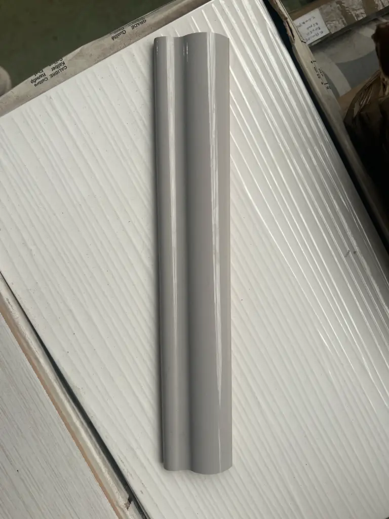 JT12 - Moulure pour carrelage 