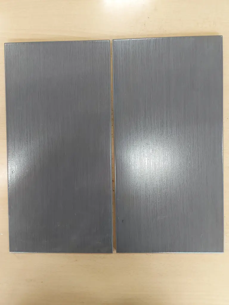DL19 - Carrelage sol Couleur: Marron - 40 x 20 cm