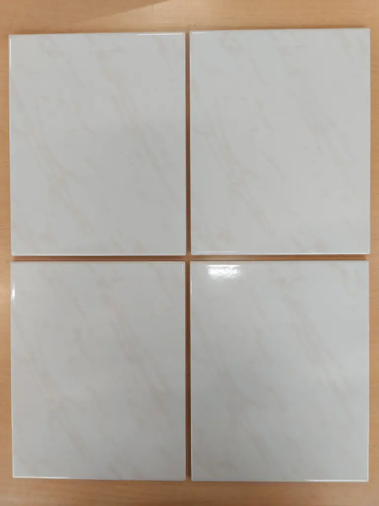 DL22 - Carrelage mural Couleur: Beige. Blanc - 25 x 20 cm