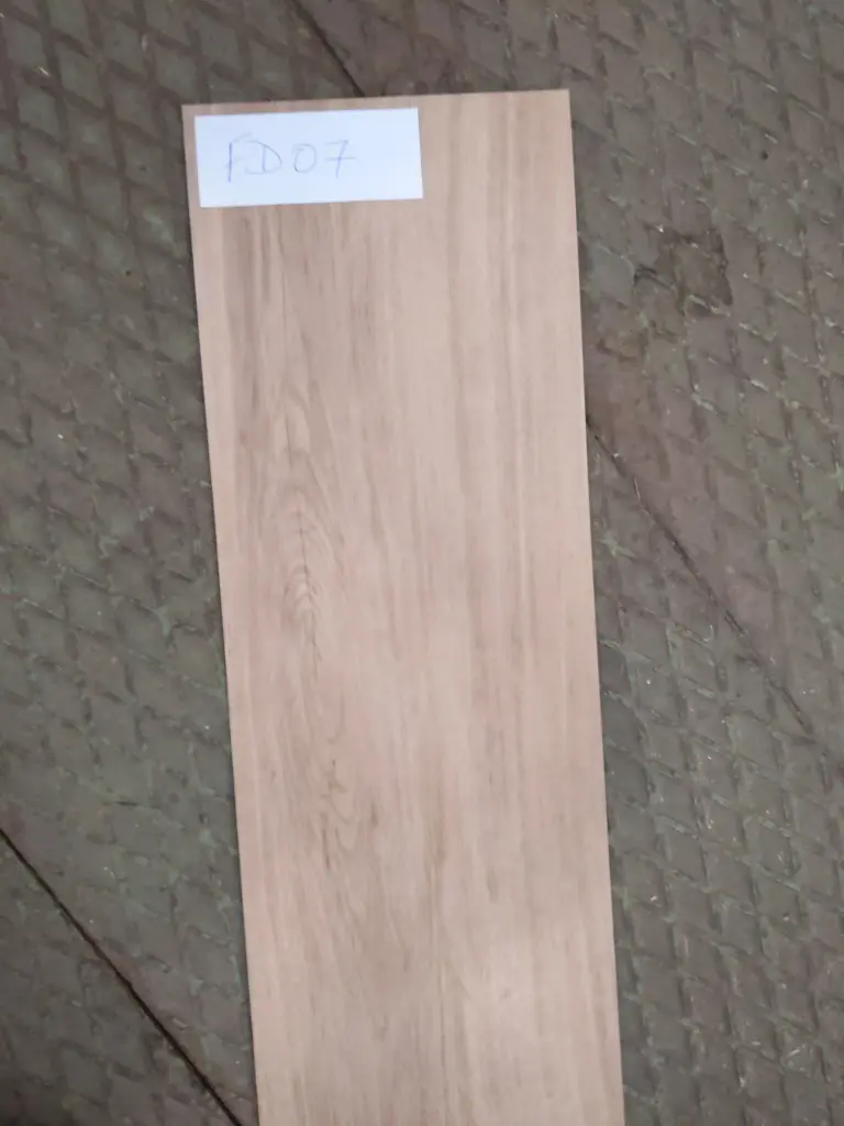 FD07 - Lames vinyle bloodleaf