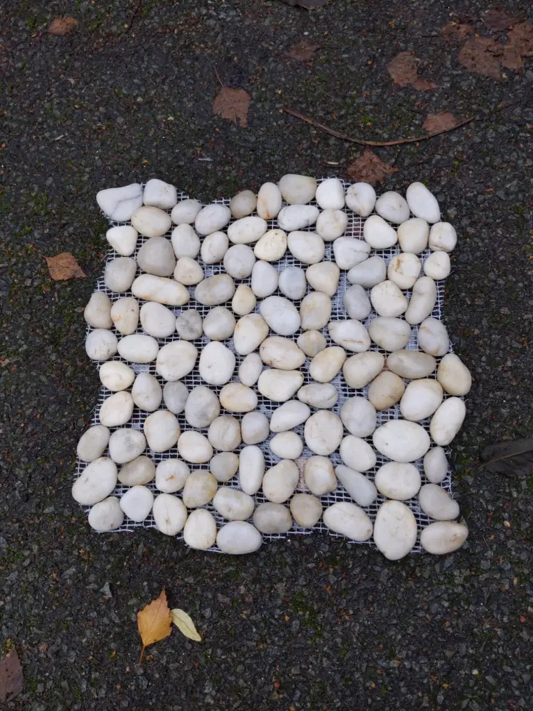 CT91 - Galets sur filet 