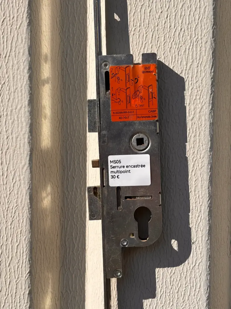 MS05 - Serrure encastrée multipoint 