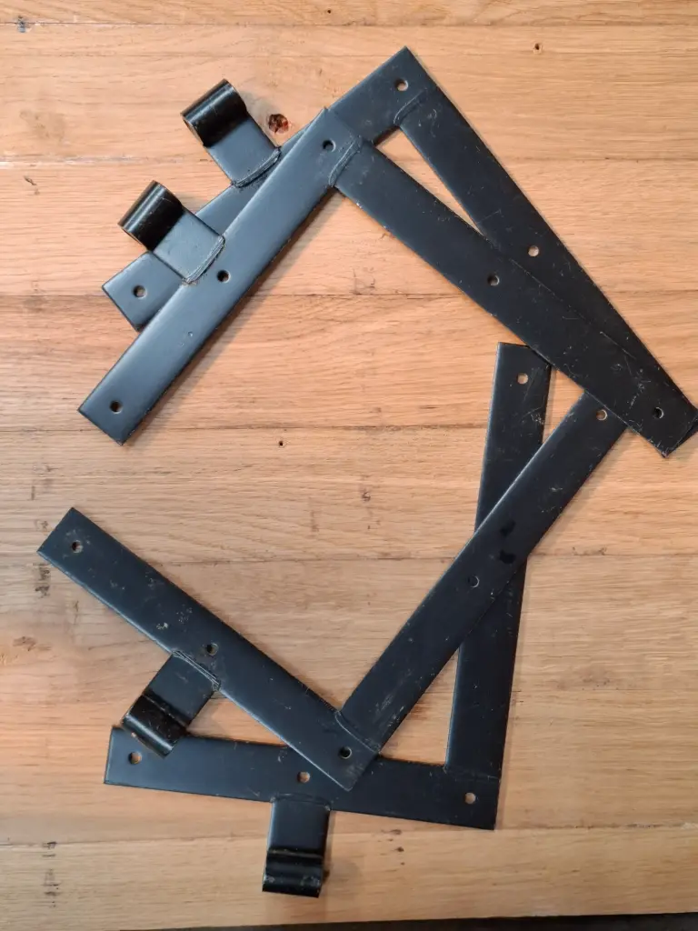 FR25 - Té pour volet (équerre)