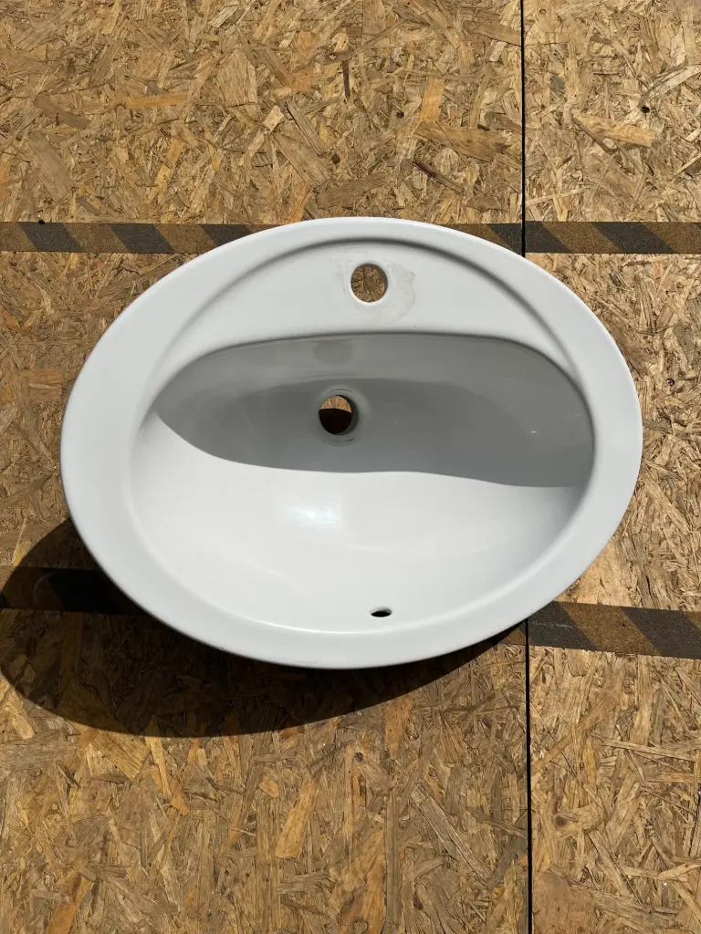 CT267 - Lavabo à encastrer