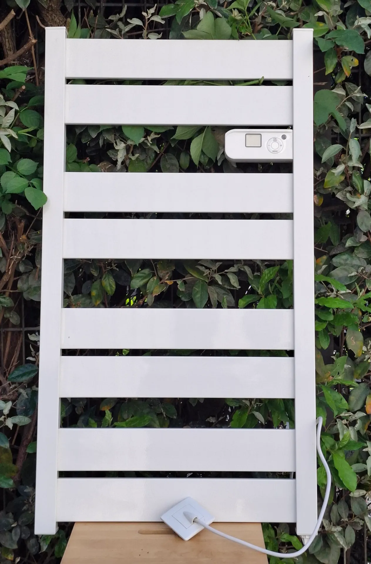 [FR64] FR64 - Radiateur Sèche Serviette Worldsat 500W