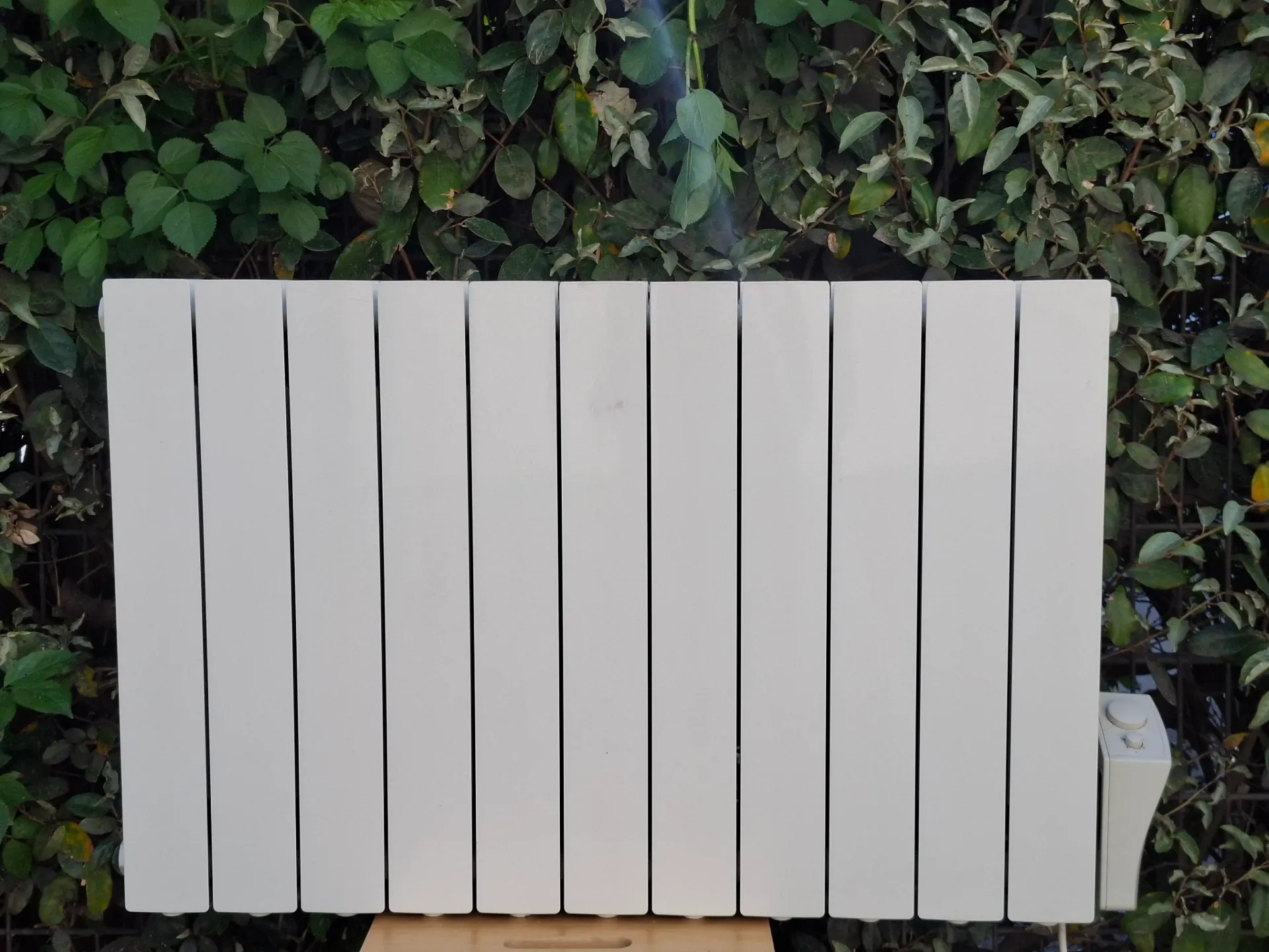 [FR68] FR68 - Radiateur électrique celcia  Energie fluide 1800w