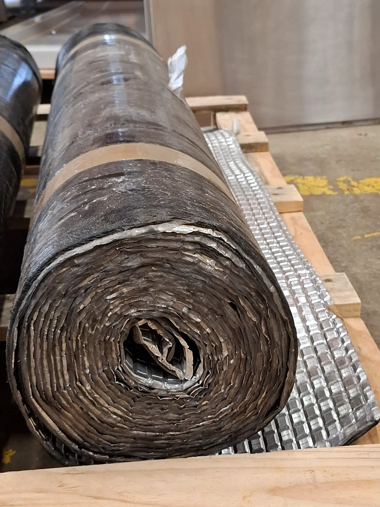 FR71 - Rouleau bitume toiture