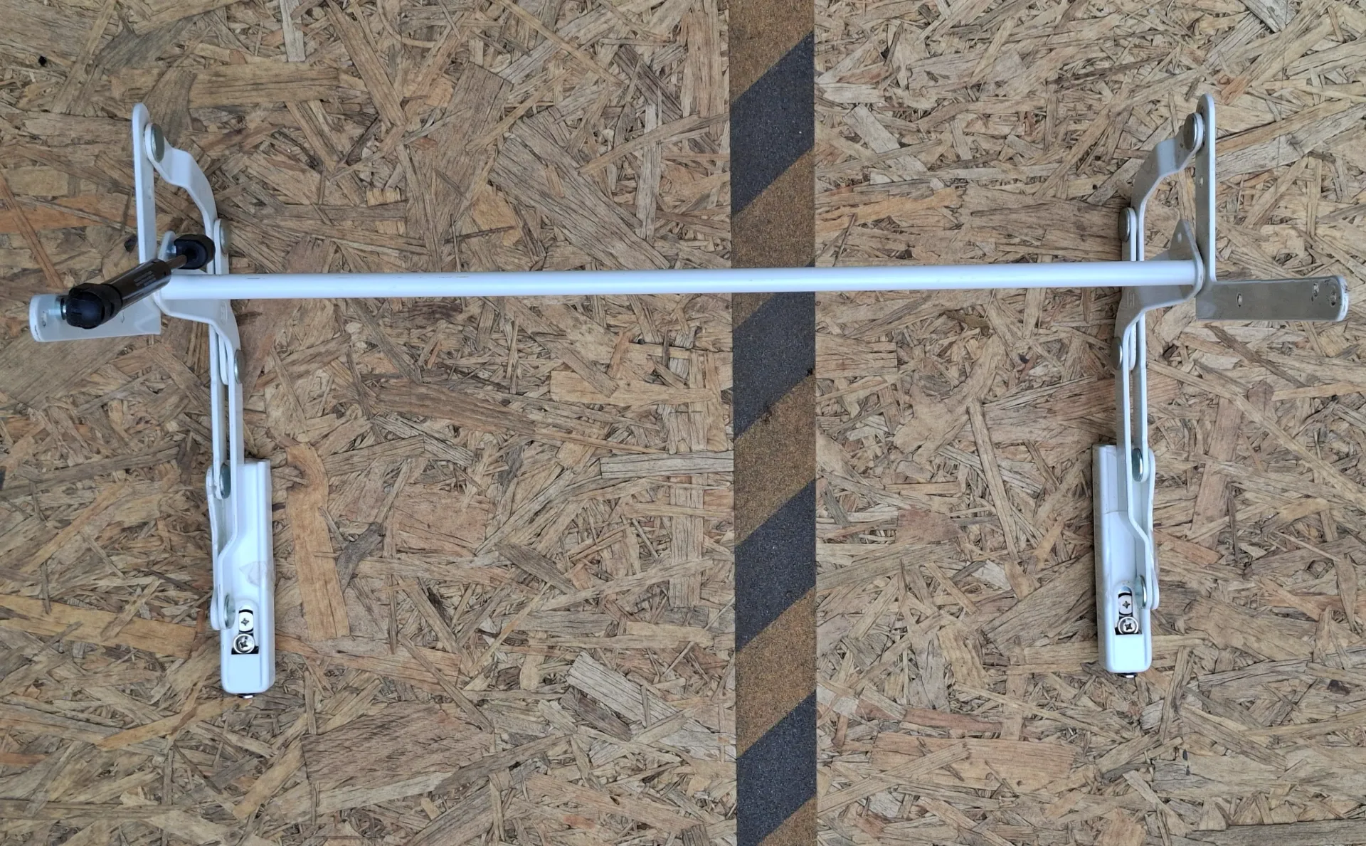 FR77 - Mécanisme porte abattant