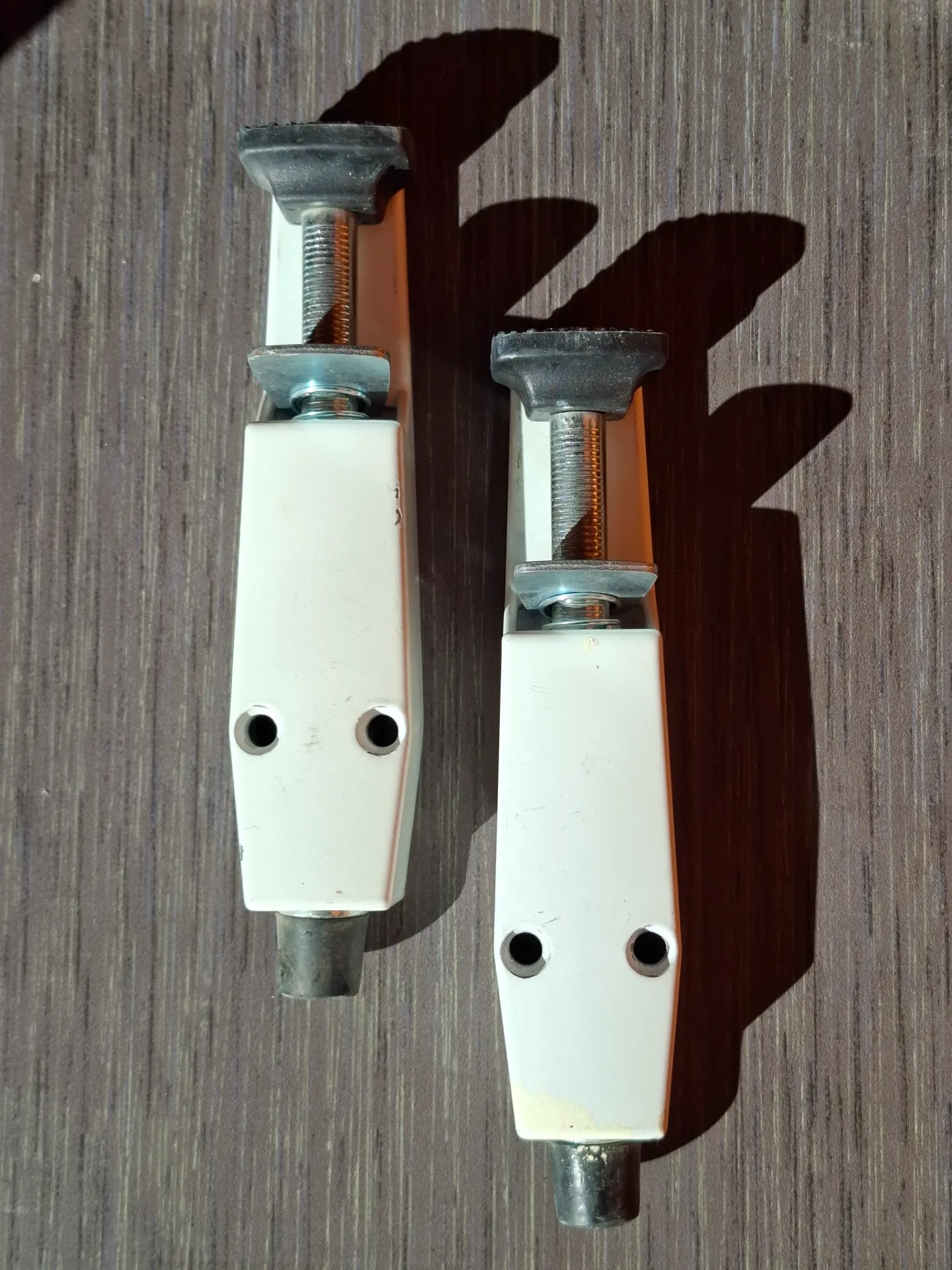 FR91 - Arrêt de porte, frein caoutchouc