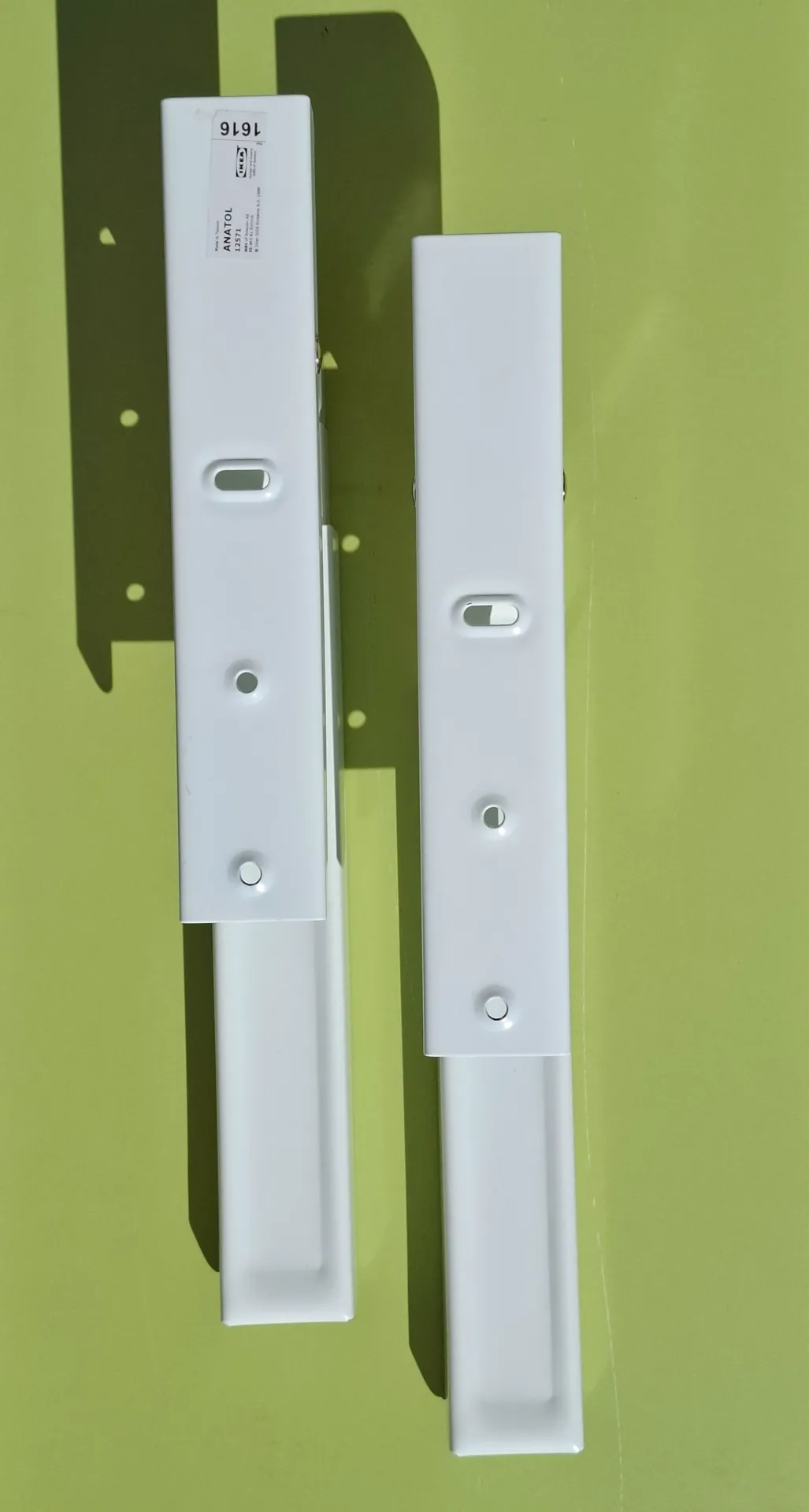 FR93 - Support micro-ondes Ikea Anatole