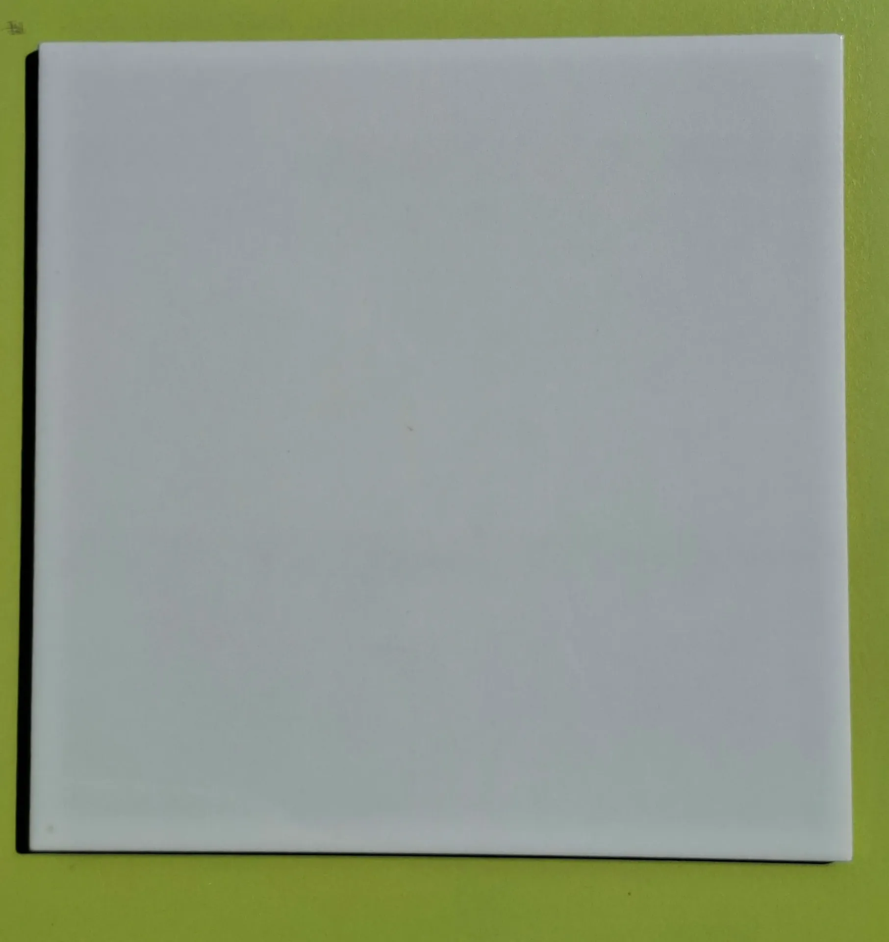 FR95 - Carrelage Blanc