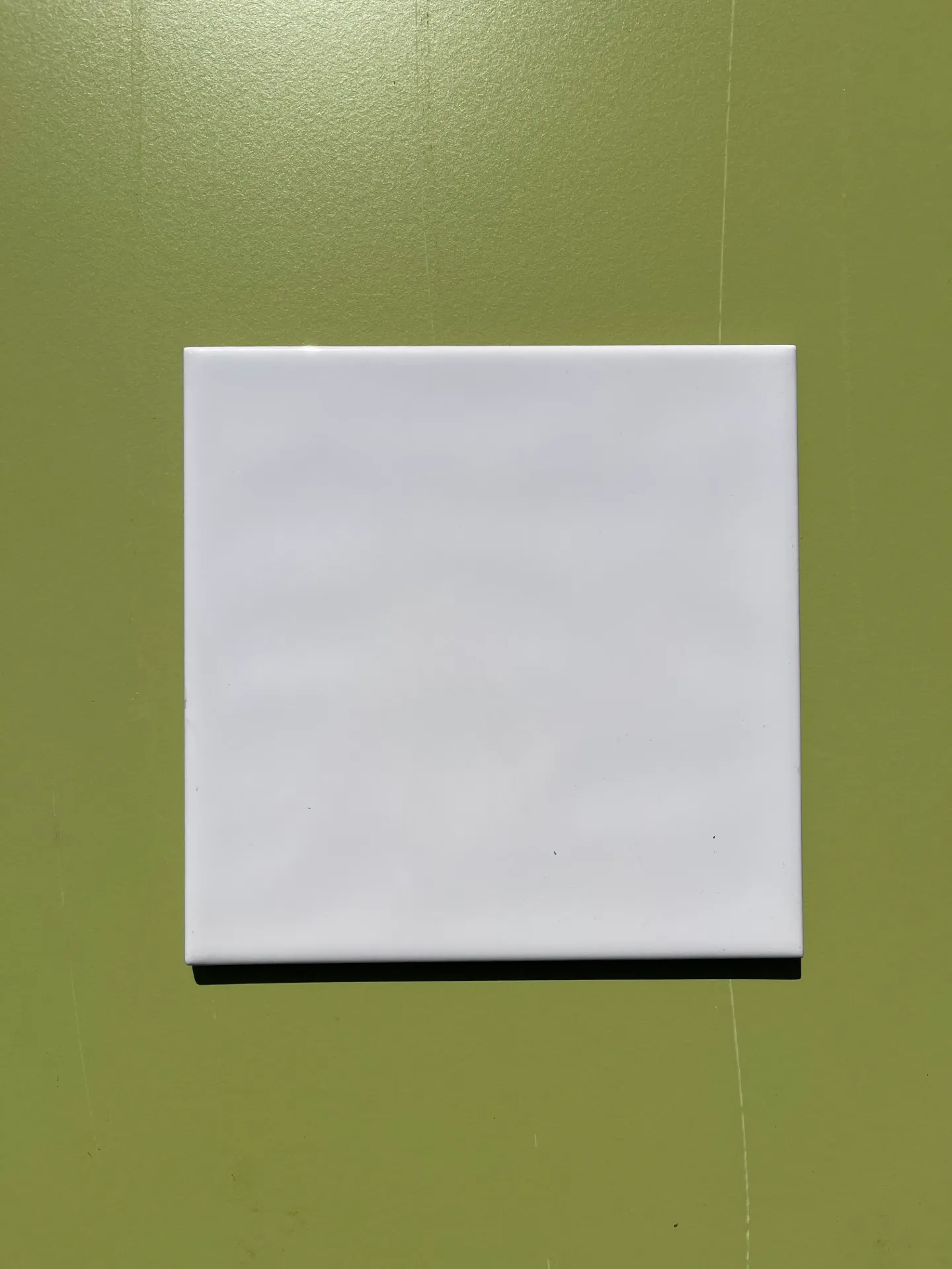 CT281 - Carrelage blanc  Couleur: Blanc - 15 x 15 cm