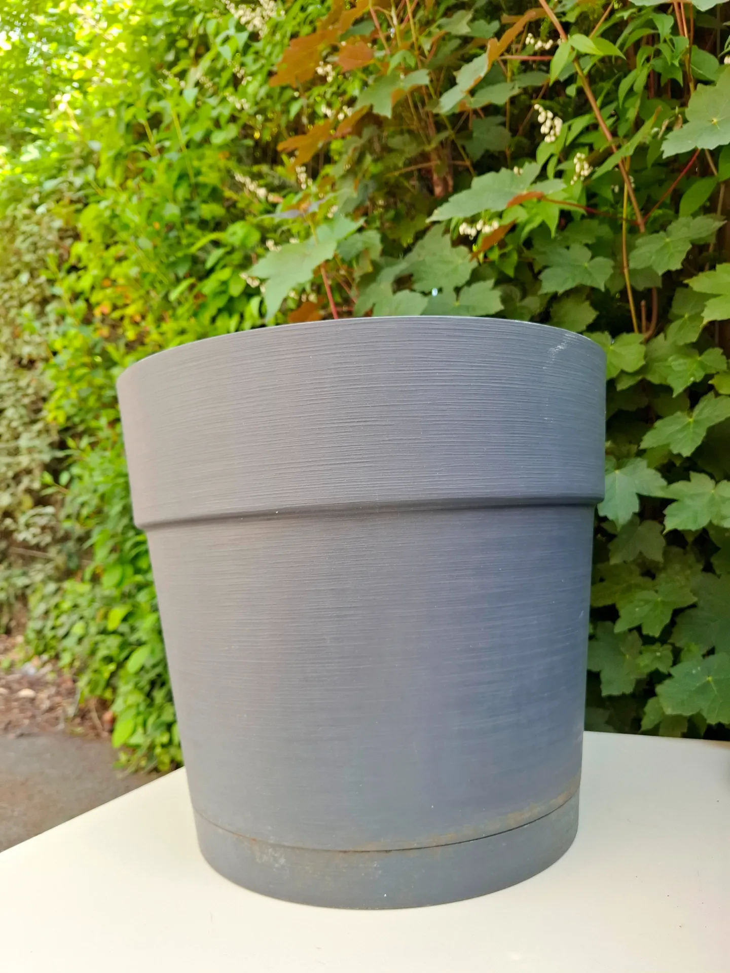FR139 - Pot de Fleur Gris dim 38 cm