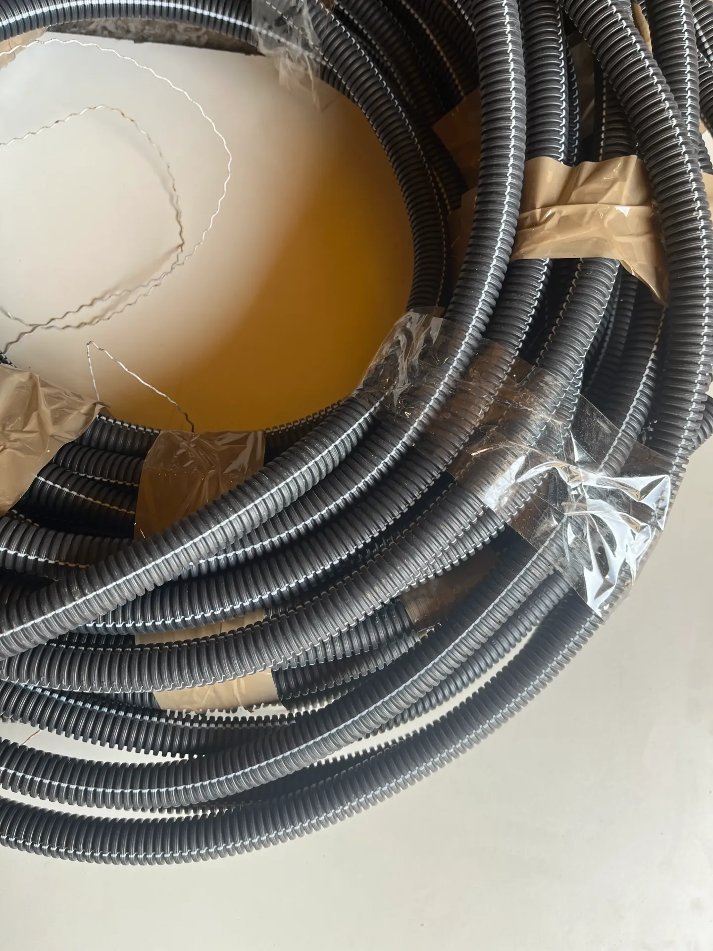 CT303 - Gaine électrique avec tire fil- 20 mm diamètre - environ 60 m