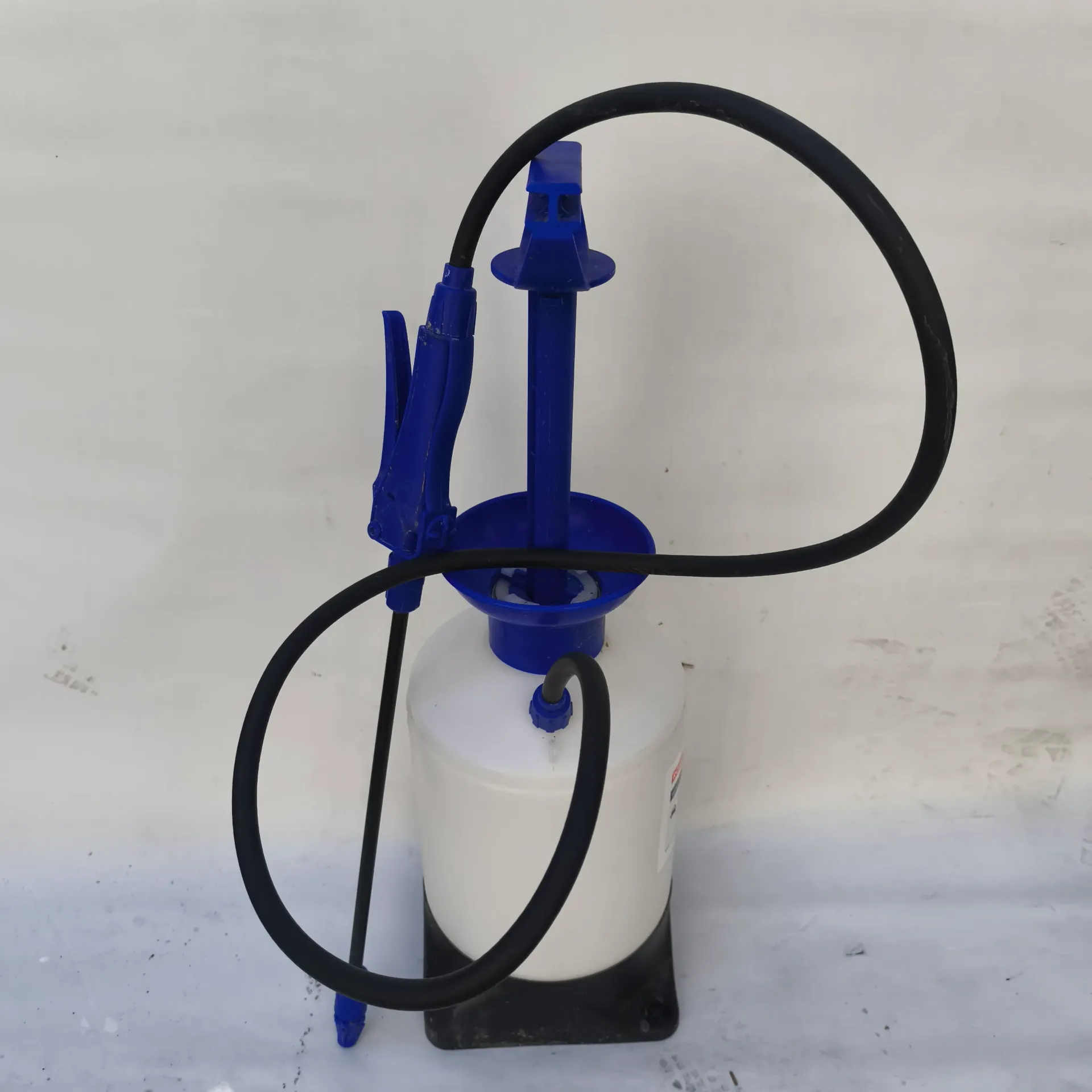 [LS29] LS29 - Pompe à pression préalable de 7L