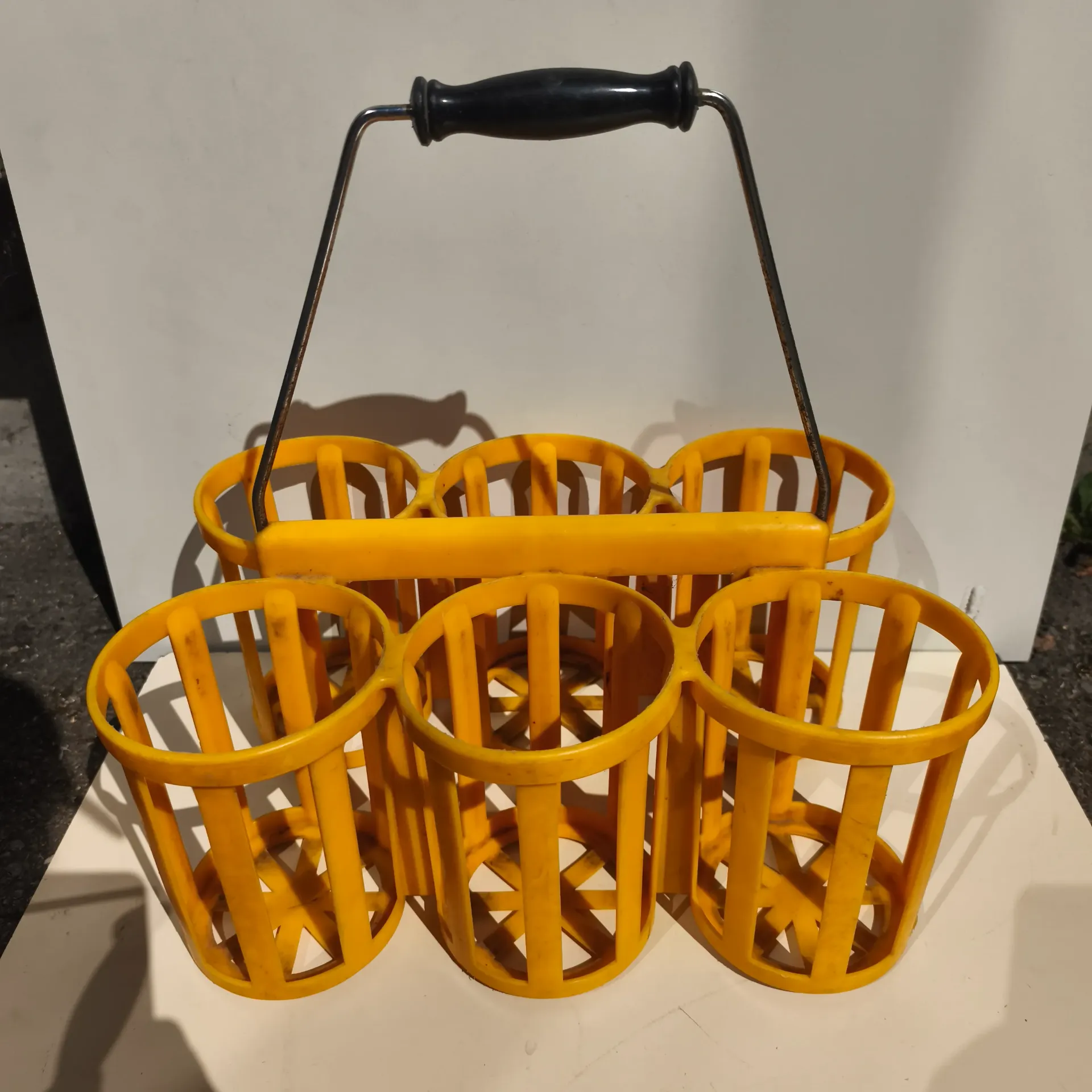 [LS30] LS30 - Porte bouteille vintage bleu ou jaune
