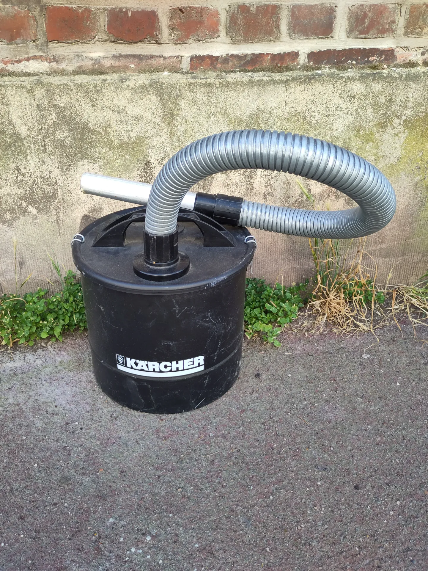 CP14 - aspirateur cendres Kärcher