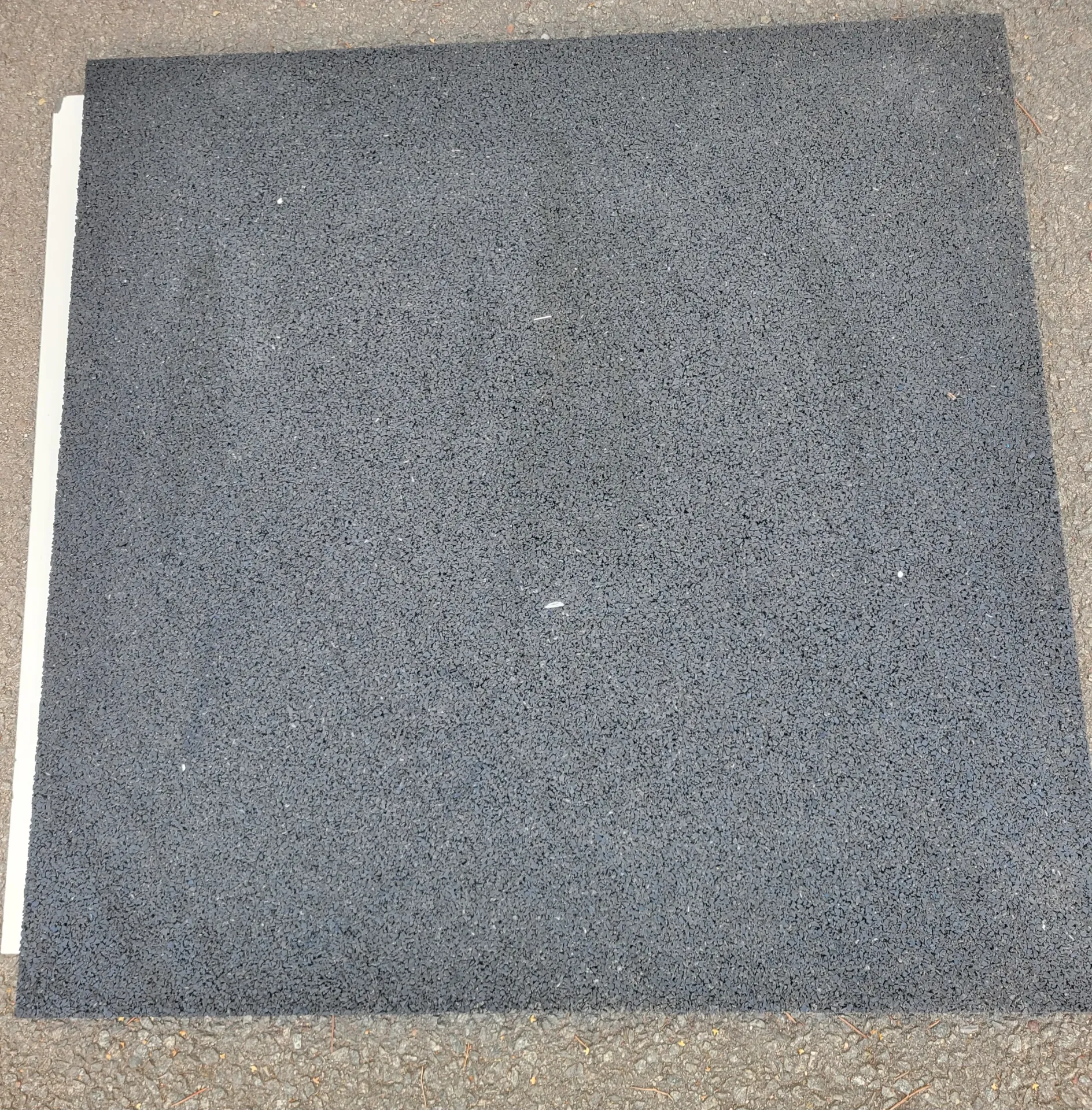 [RD40] RD40 - Tapis en caoutchouc