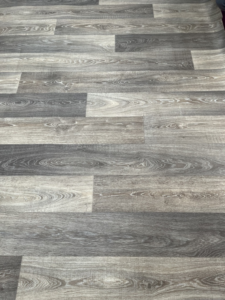 CT484 - Rouleau lino effet parquet - 6,6 m2