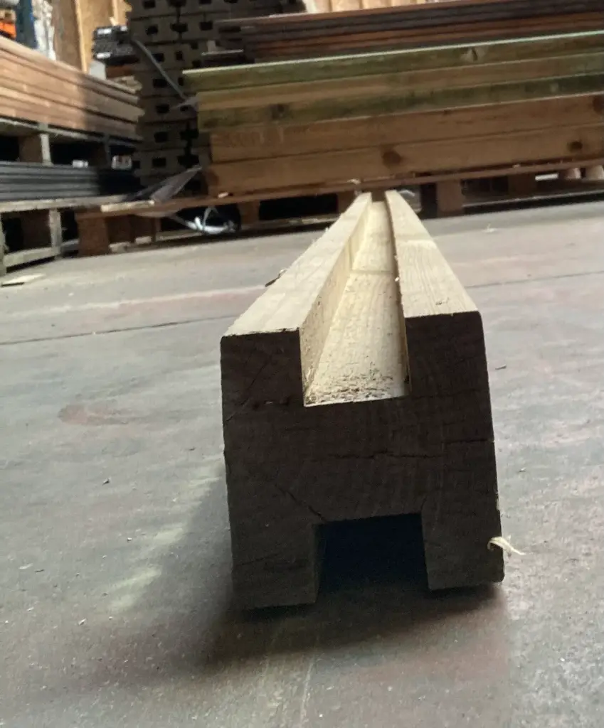 MN05 - Poteaux de jonction en h