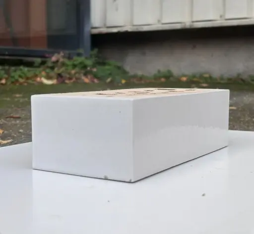 [AK07] AK07 - Brique emaillée blanche