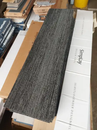 [DL03] DL03 - Lame de Moquette