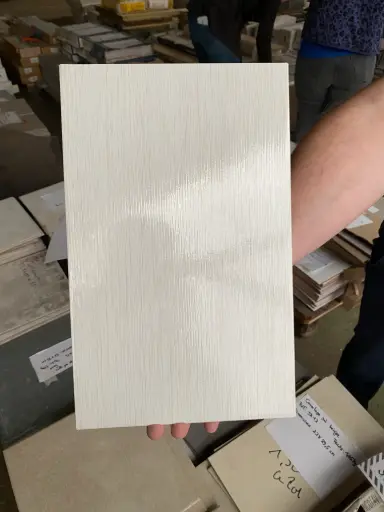 [JA16] JA16 - Carrelage mural blanc 