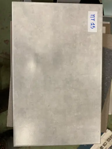 [MT15] MT15 - Carrelage mural gris clair