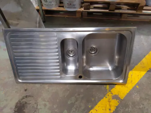 [CT56] CT56 - Évier inox avec égouttoir 