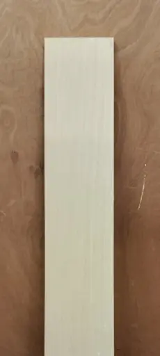 [WG02] WG02 - Latte de Parquet Stratifié crème 