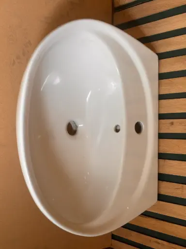 [TD29] TD29 - Lavabo suspendu céramique 