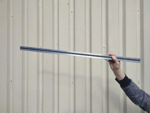 [BL01] BL01 - Plinthe automatique pour porte